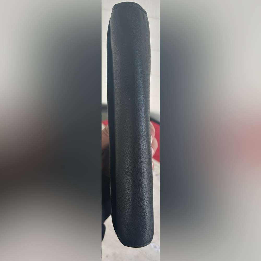 COACH BLACK LEATHER TRIFOLD WALLET WITH PEBBLED LEATHER LANYARD. LIKE NEW! - Picture 11 of 12